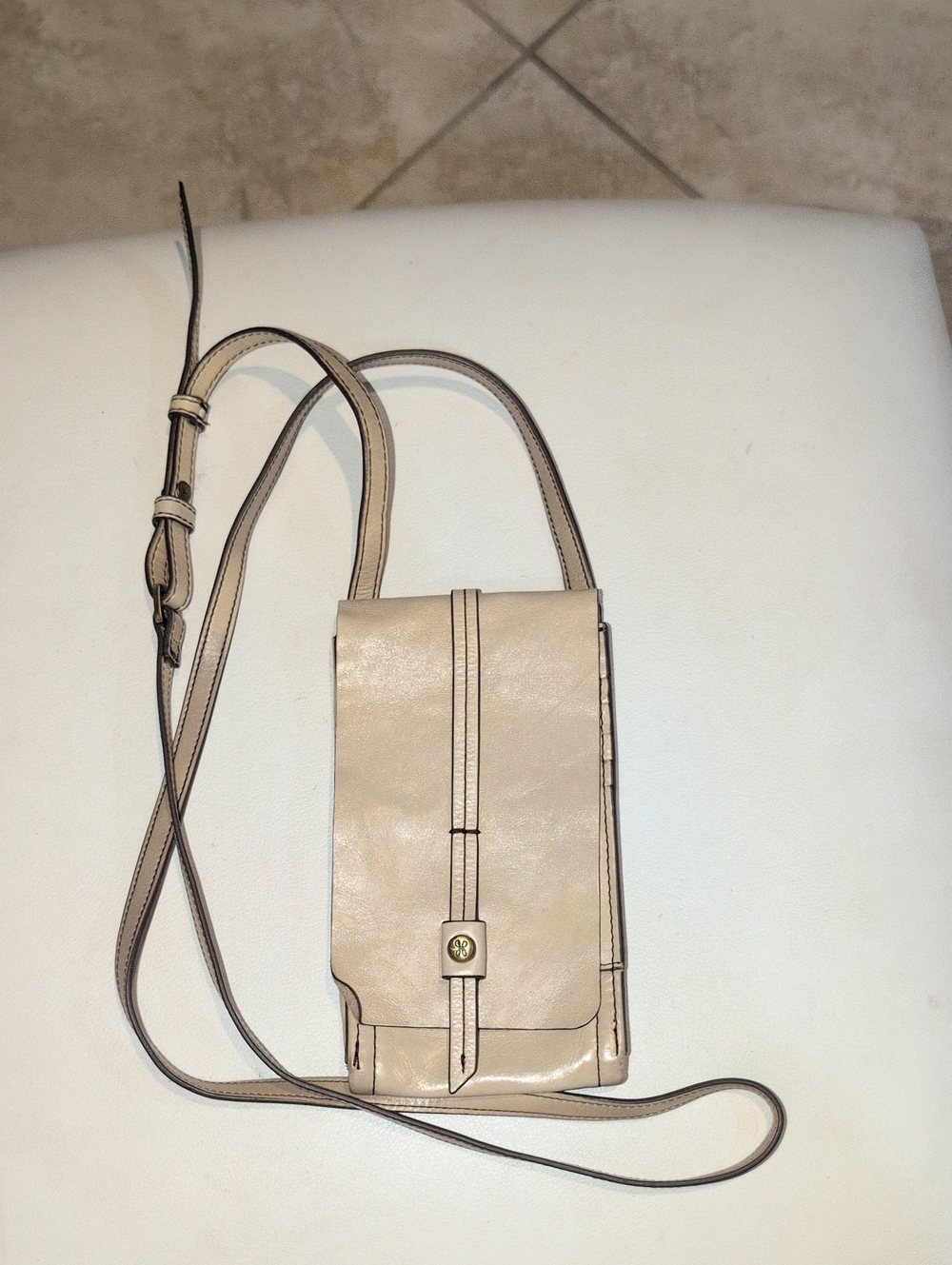 HOBO International Token Smartphone Crossbody